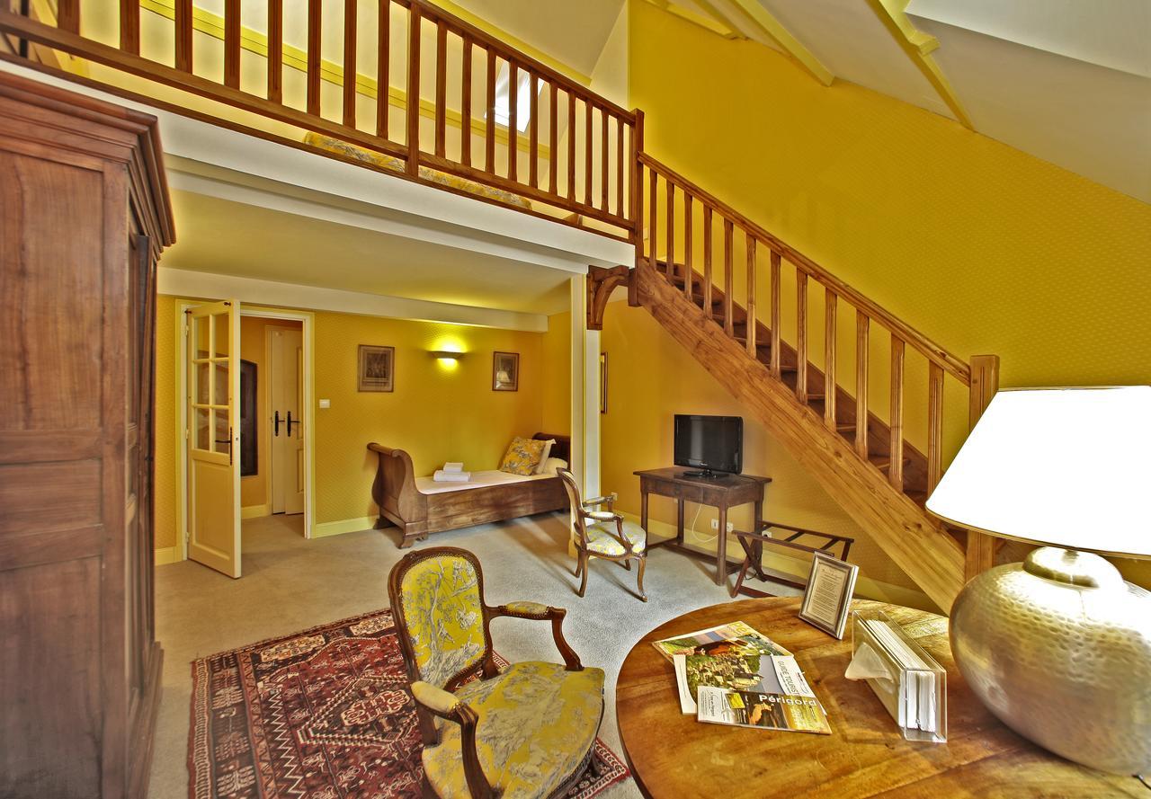 Manoir D'Hautegente Coly Exterior photo